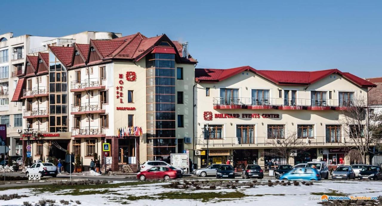 Hotel Bulevard Făgăraş Exterior foto